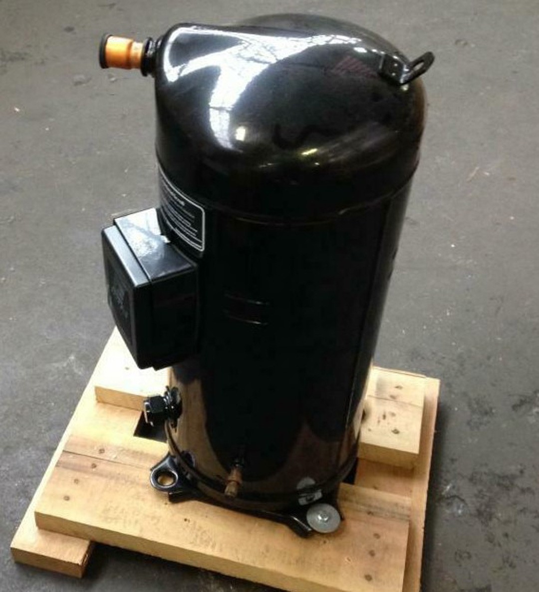 ZR144KCE-TFD-950 Emerson Copeland Refrigeration Compressor